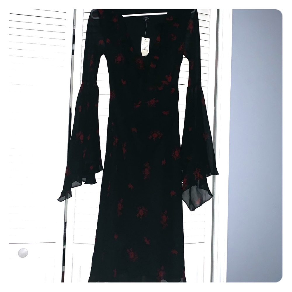 Express Midi floral dress.